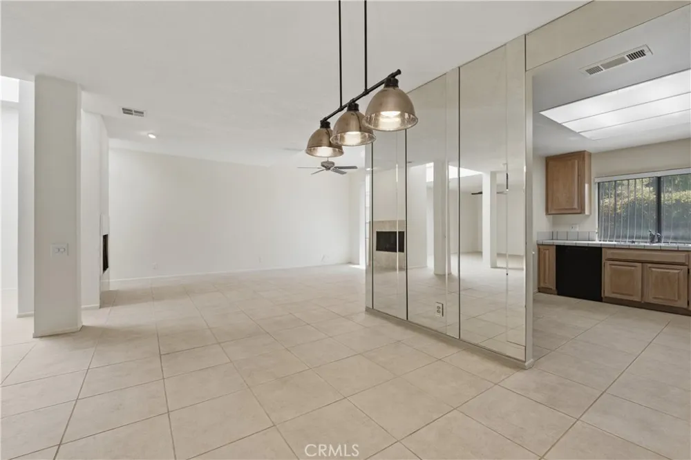1470 E Andreas Road Palm Springs, CA 92262