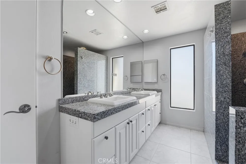 1470 E Andreas Road Palm Springs, CA 92262