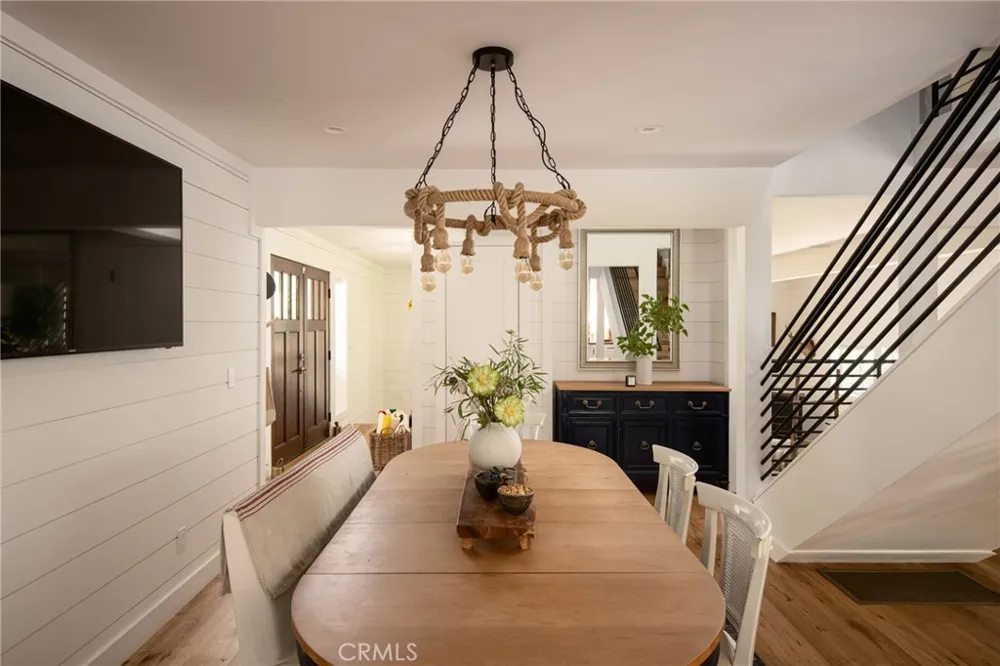 869 Shelter Cove Lake Arrowhead, CA 92352
