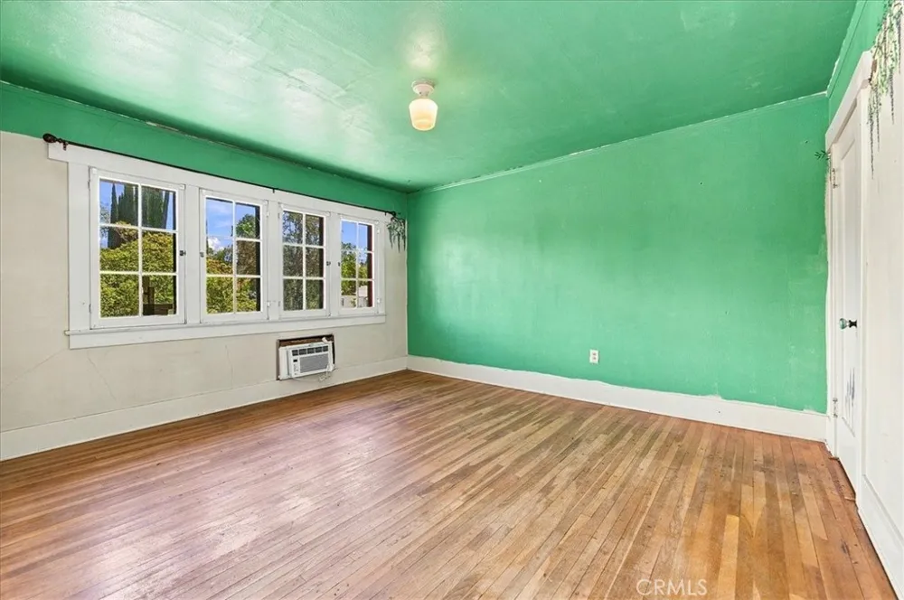 524 University Place Redlands, CA 92374