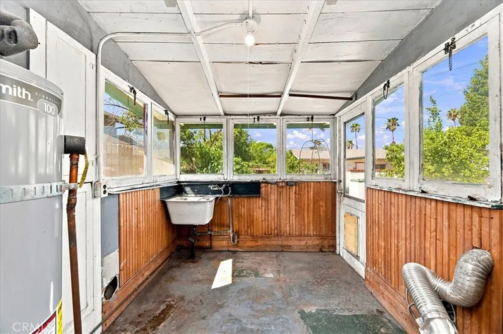 524 University Place Redlands, CA 92374