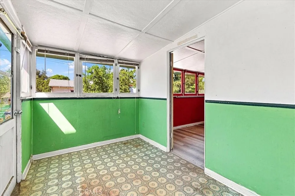 524 University Place Redlands, CA 92374