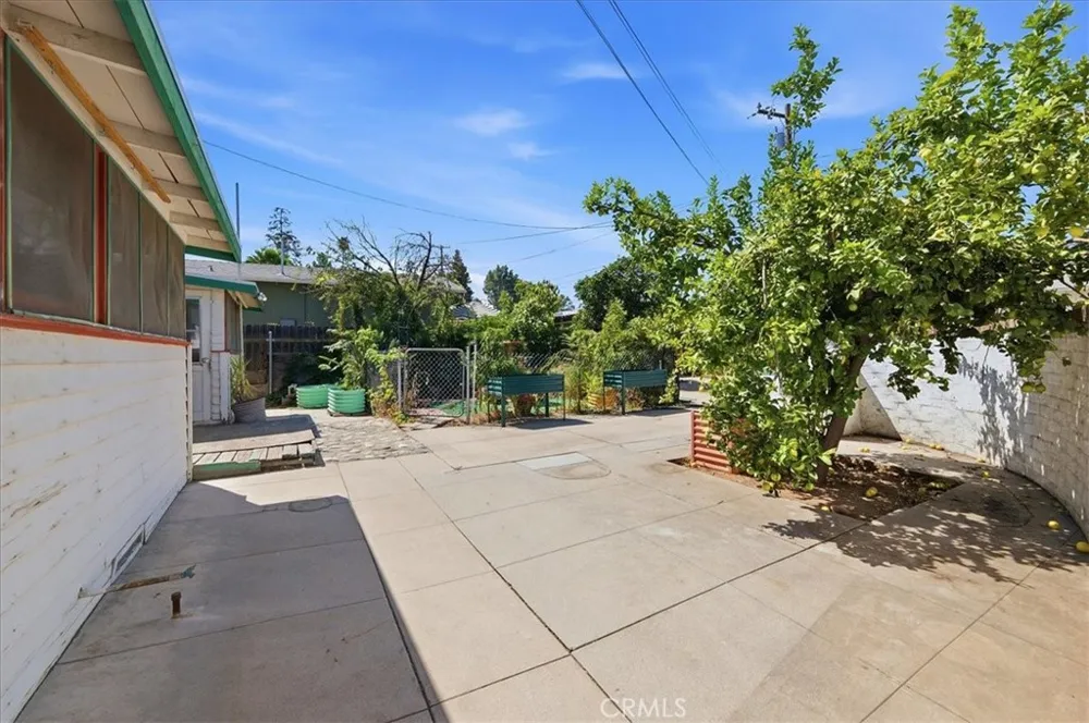 524 University Place Redlands, CA 92374