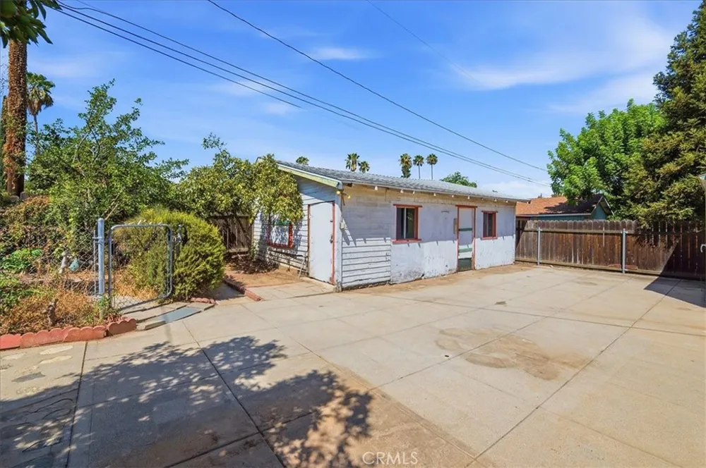 524 University Place Redlands, CA 92374