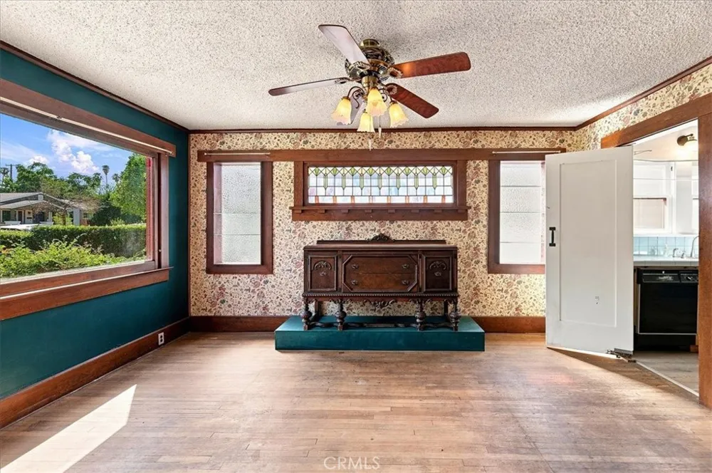 524 University Place Redlands, CA 92374