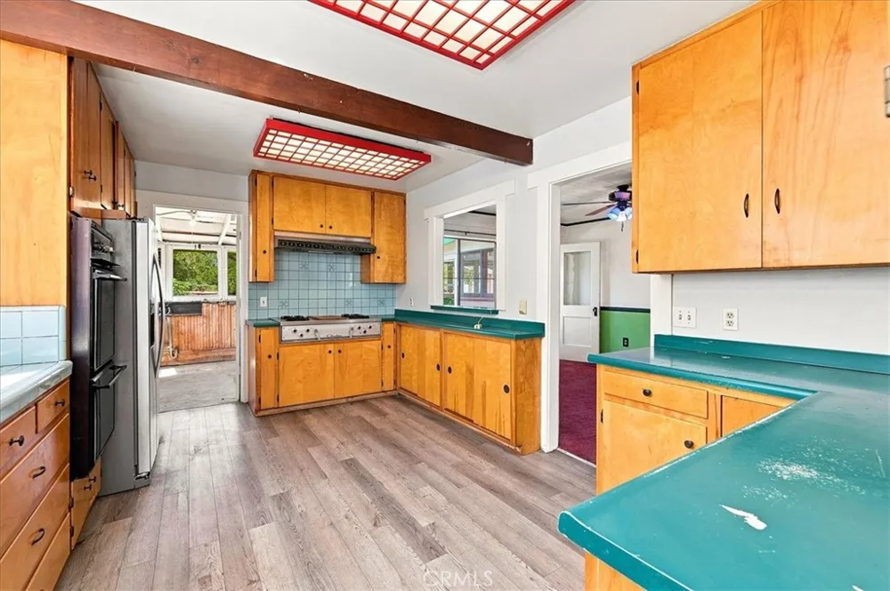 524 University Place Redlands, CA 92374