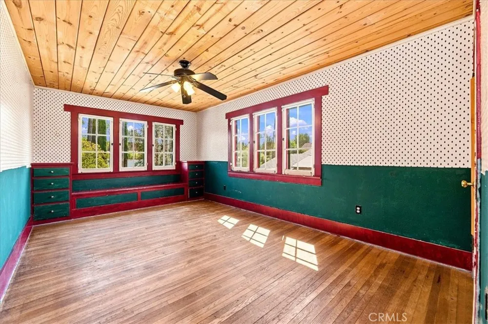 524 University Place Redlands, CA 92374