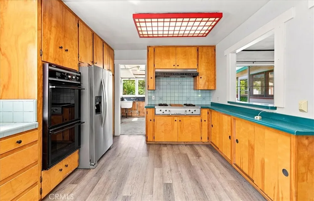 524 University Place Redlands, CA 92374