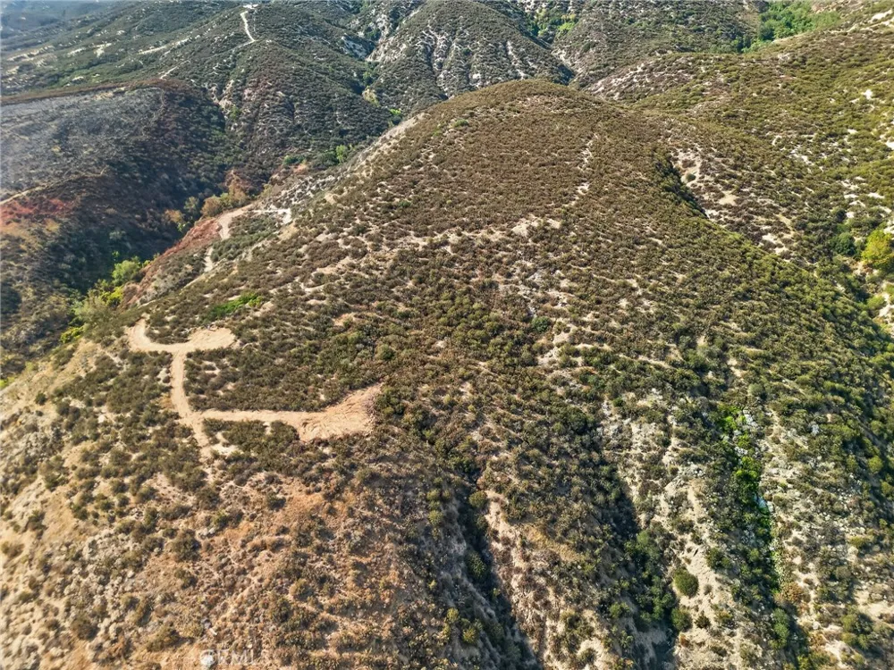 2 Hill Drive W San Bernardino, CA 92407