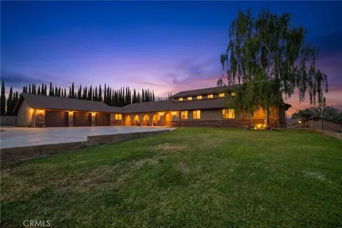 8956 Oak Creek Rd