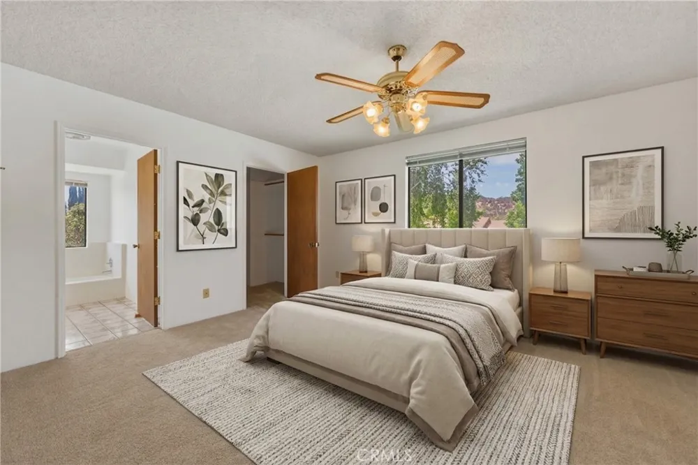 8956 Oak Creek Rd Cherry Valley, CA 92223