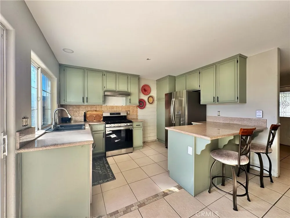 966 Allen Banning, CA 92220