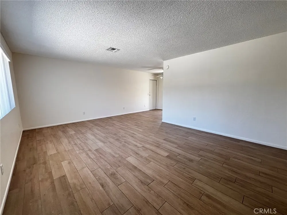 743 Evergreen Hemet, CA 92543