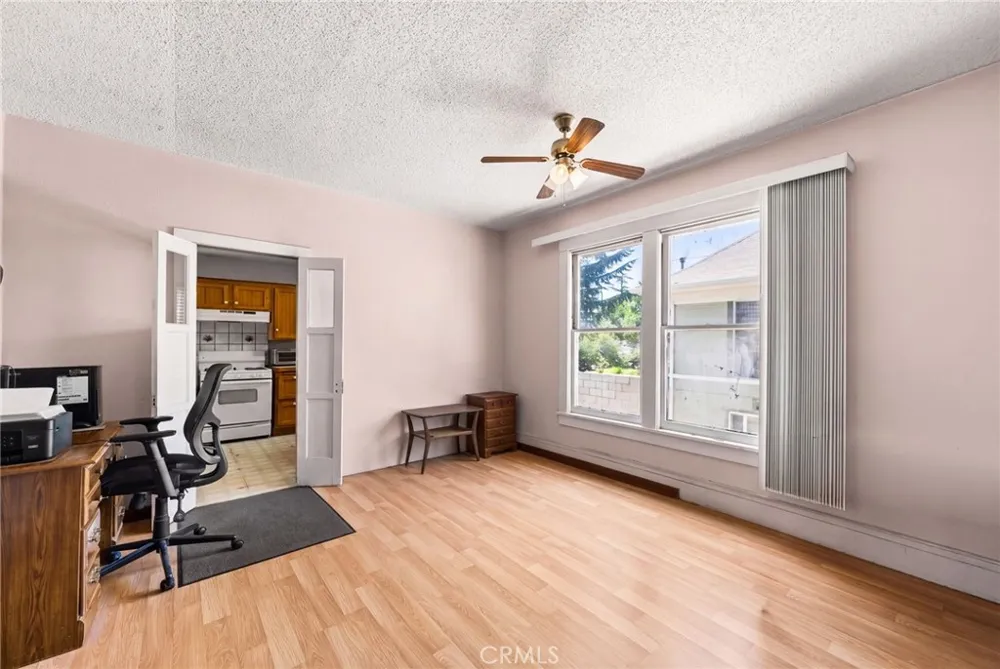 108 S Buena Vista Redlands, CA 92373