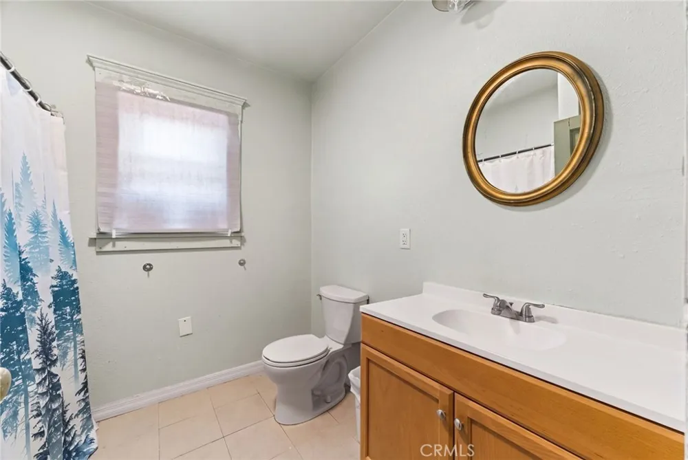108 S Buena Vista Redlands, CA 92373
