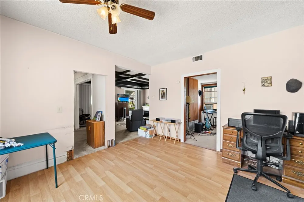 108 S Buena Vista Redlands, CA 92373