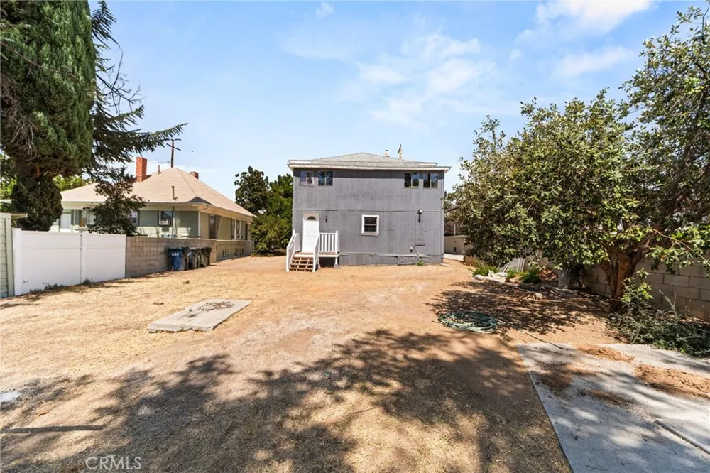 108 S Buena Vista Redlands, CA 92373
