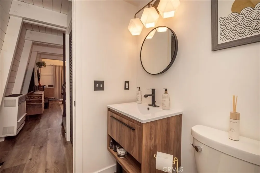 909 W Rainbow Big Bear City, CA 92314