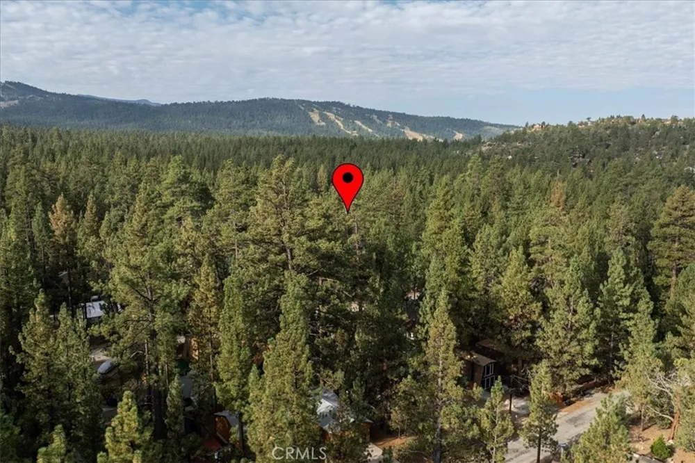 909 W Rainbow Big Bear City, CA 92314