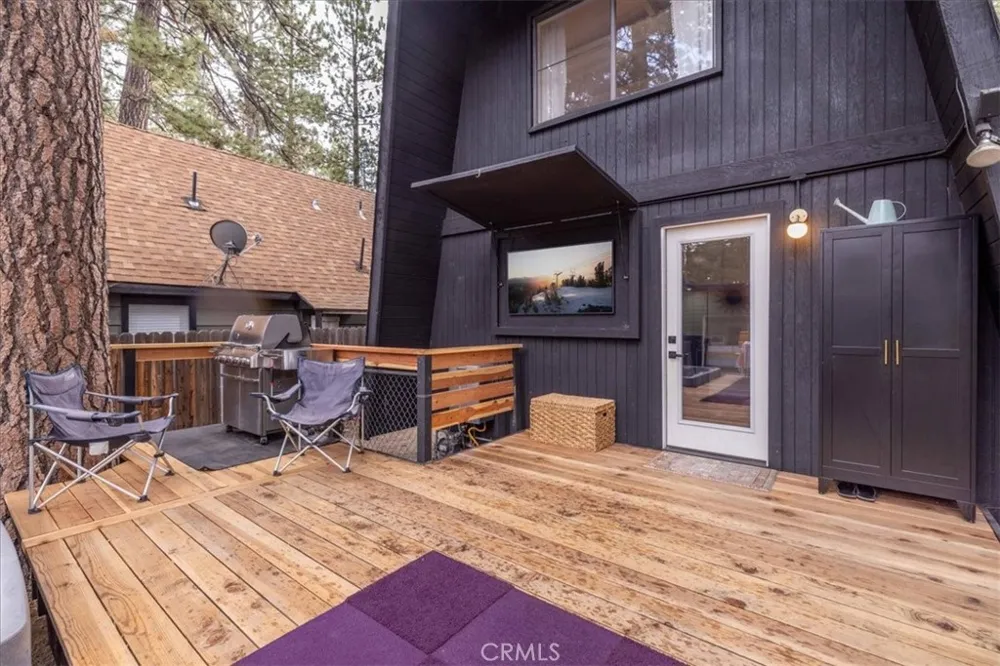 909 W Rainbow Big Bear City, CA 92314