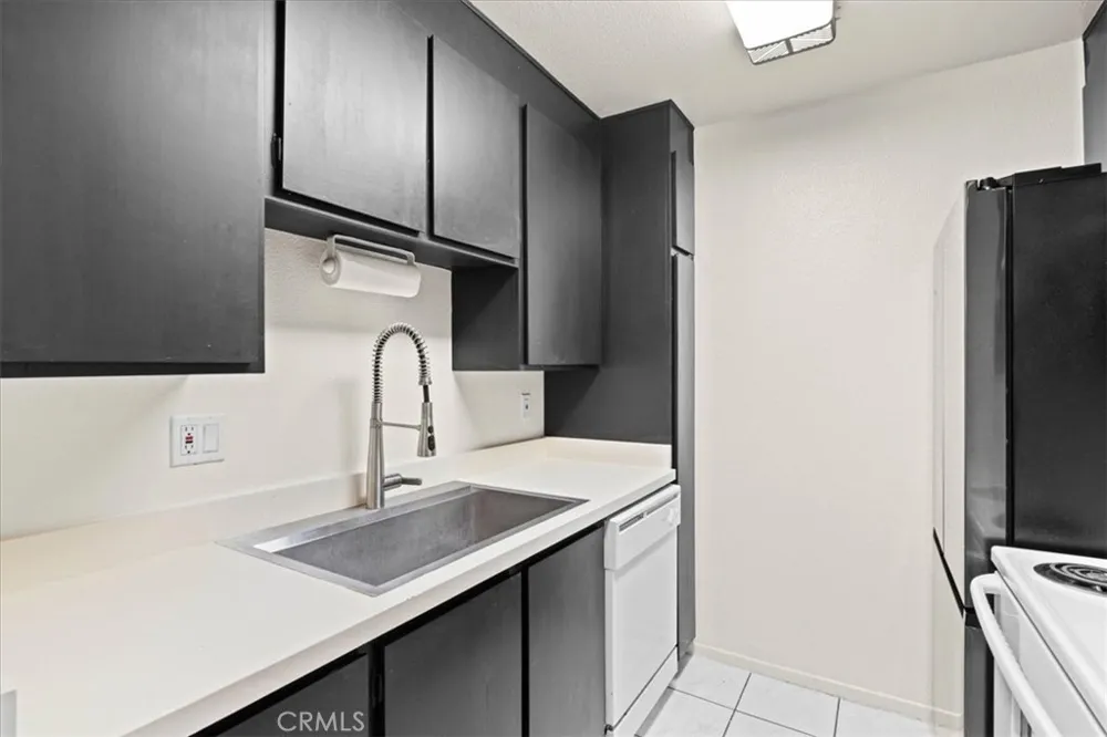 1610 Neil Armstrong Street #313 Montebello, CA 90640