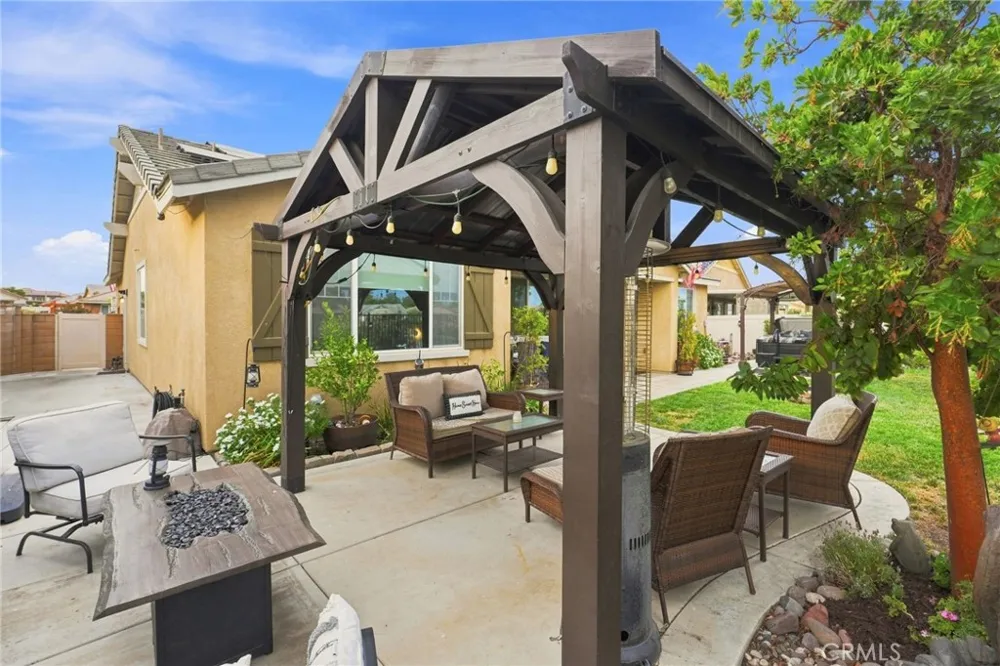 30381 Bristol Gate Lane Menifee, CA 92584