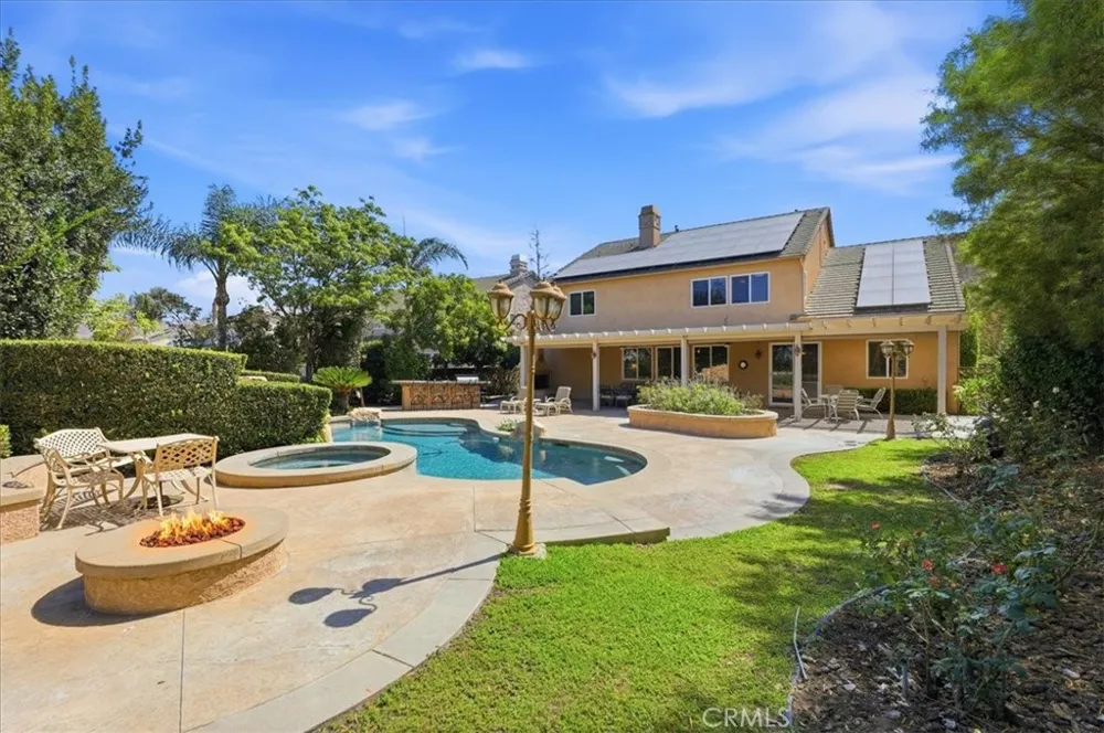 3170 Crestview Norco, CA 92860