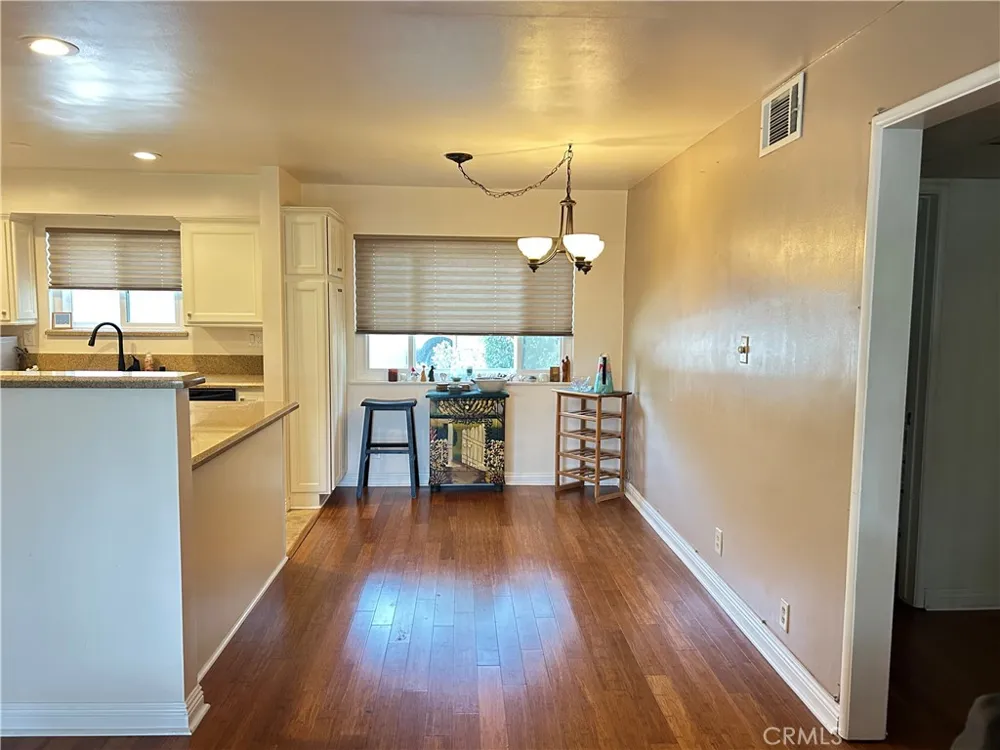 184 Center Place Redlands, CA 92373