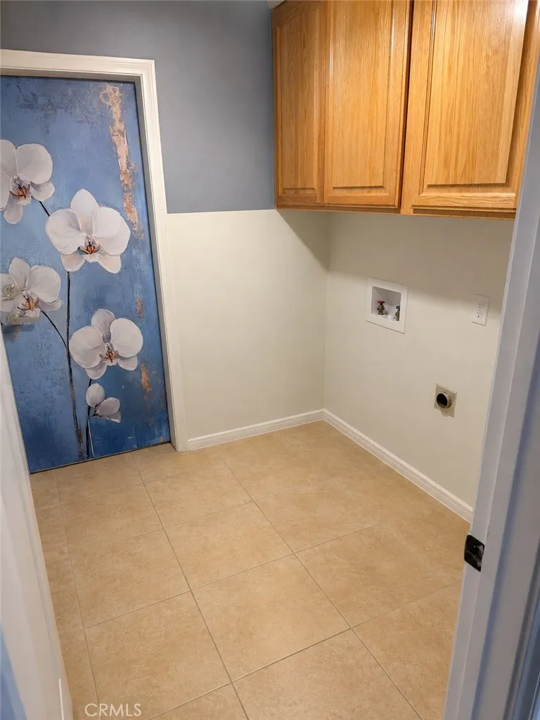 7619 DUMOSA AVENUE Yucca Valley, CA 92284