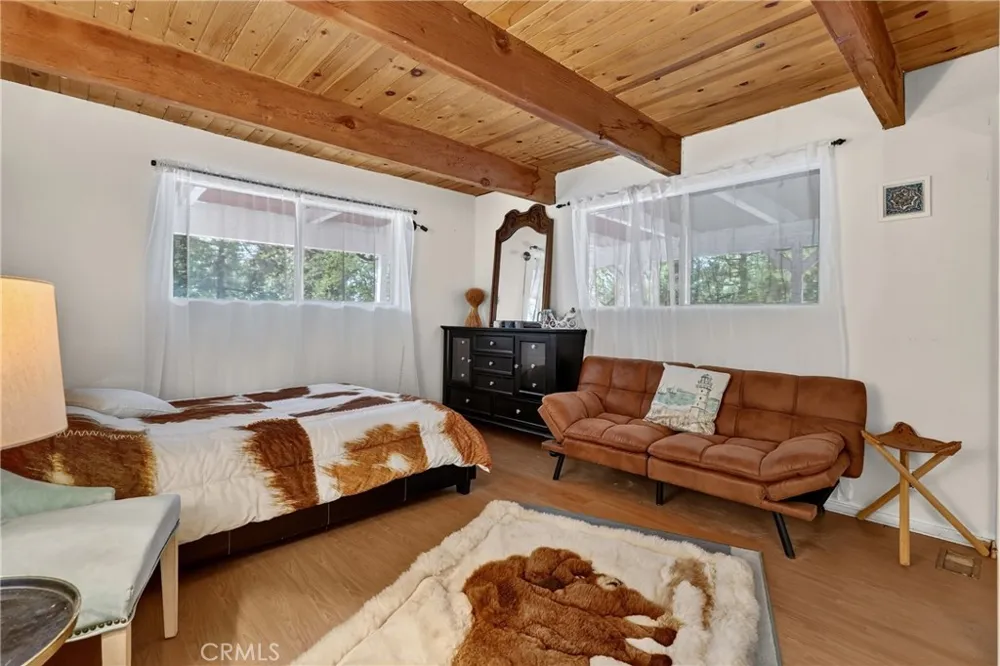 28975 Alder Terrace Cedar Glen, CA 92321