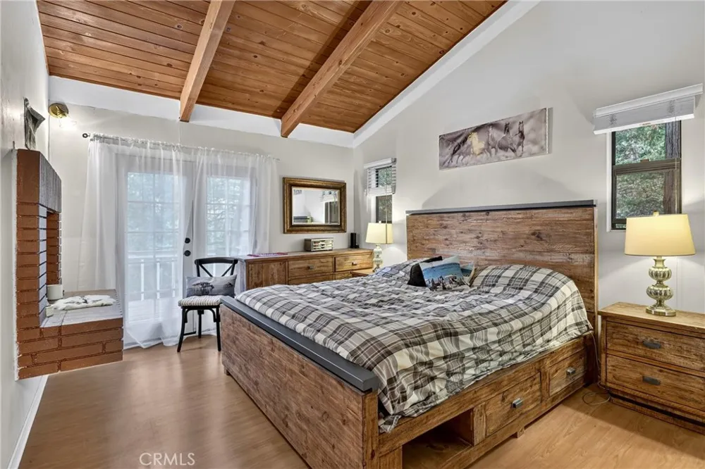28975 Alder Terrace Cedar Glen, CA 92321