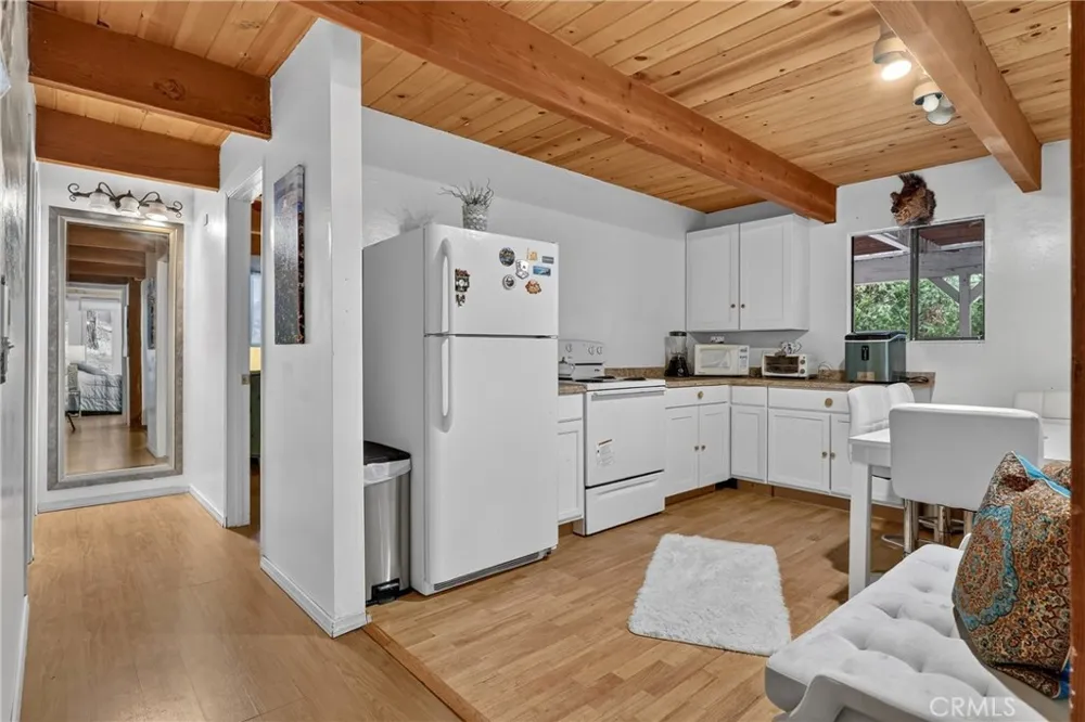 28975 Alder Terrace Cedar Glen, CA 92321