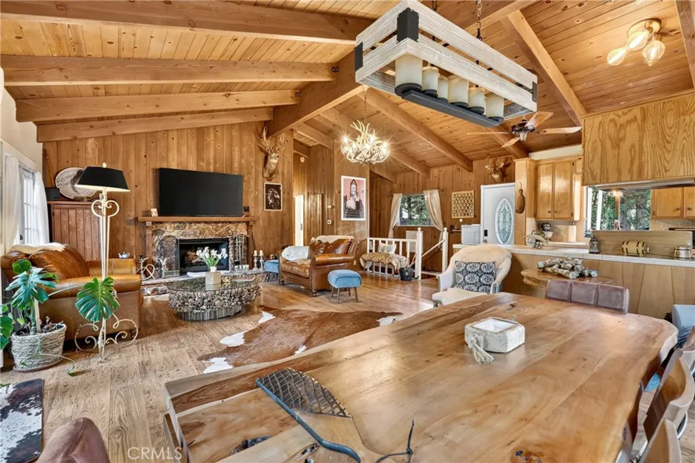 28975 Alder Terrace Cedar Glen, CA 92321