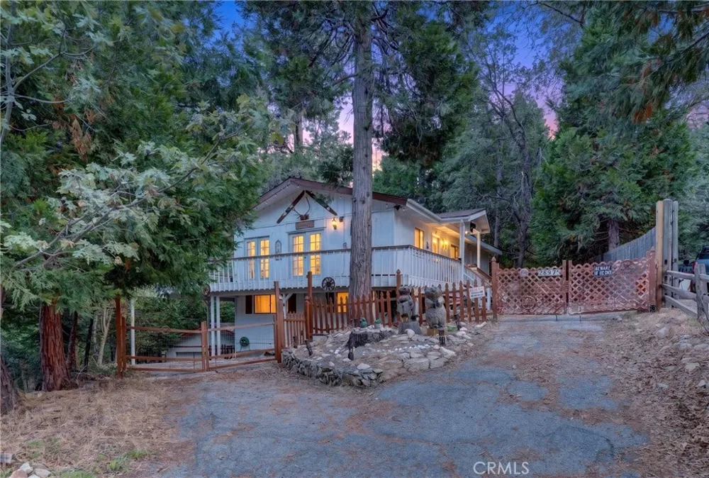 28975 Alder Terrace Cedar Glen, CA 92321