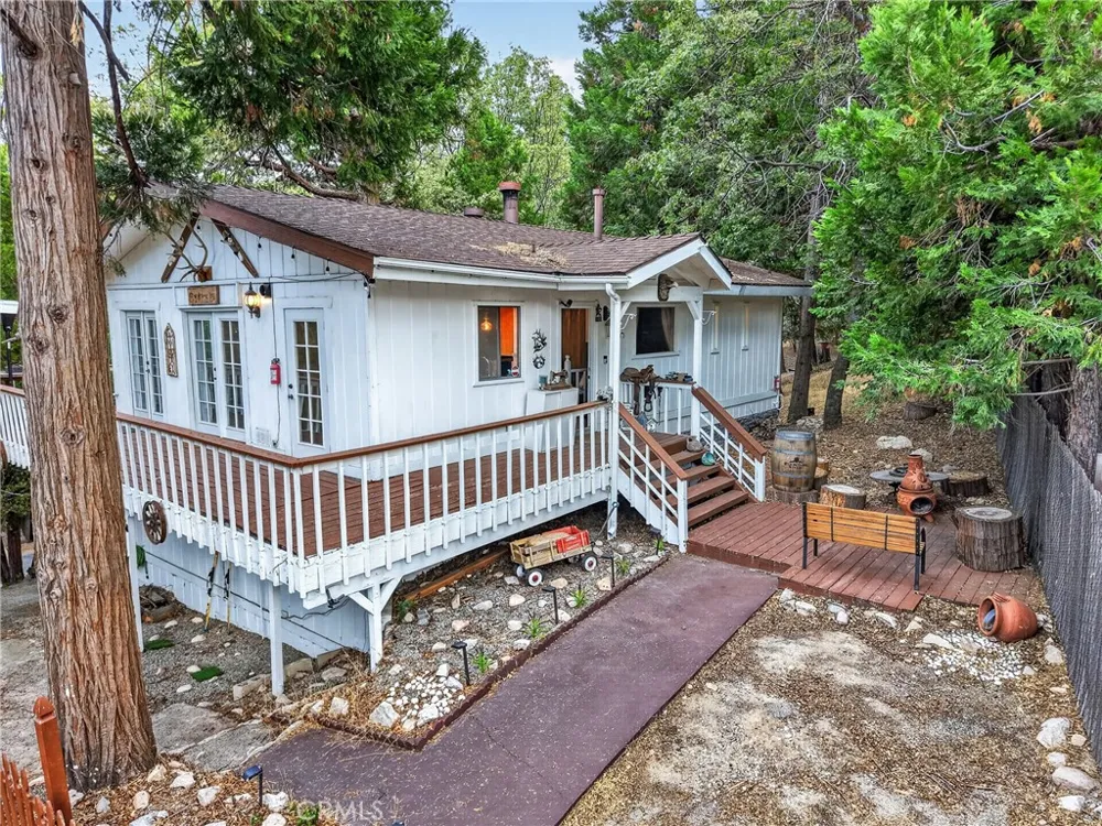 28975 Alder Terrace Cedar Glen, CA 92321