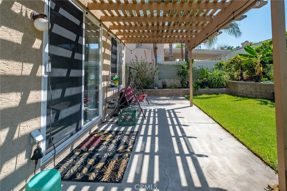32195 Caminito Osuna Temecula, CA 92592