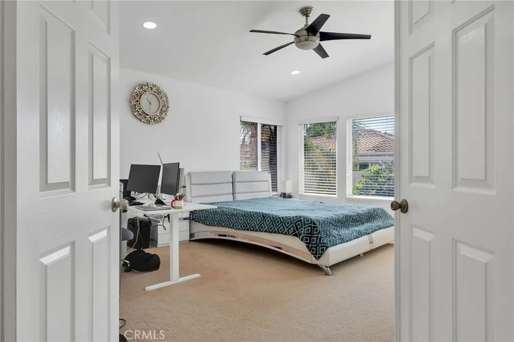 32195 Caminito Osuna Temecula, CA 92592