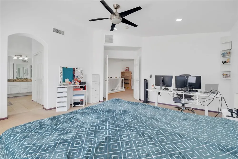 32195 Caminito Osuna Temecula, CA 92592