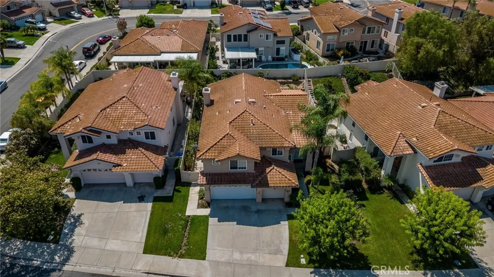 32195 Caminito Osuna Temecula, CA 92592