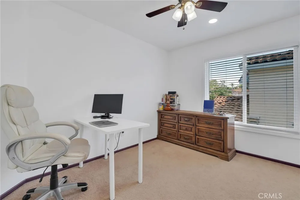 32195 Caminito Osuna Temecula, CA 92592