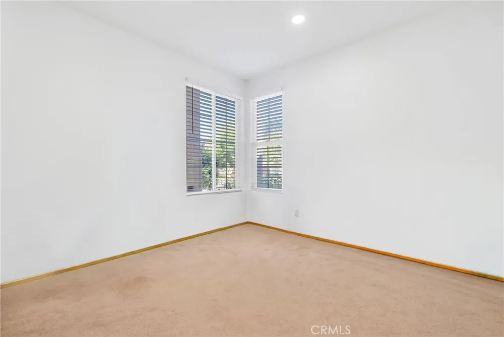 32195 Caminito Osuna Temecula, CA 92592