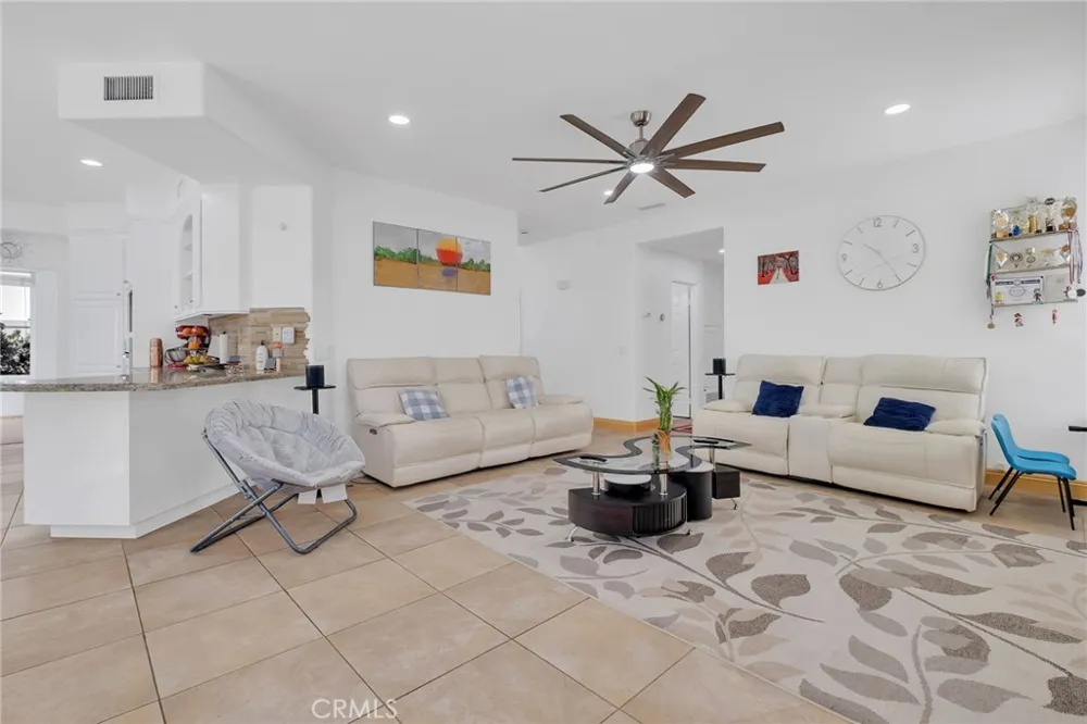 32195 Caminito Osuna Temecula, CA 92592