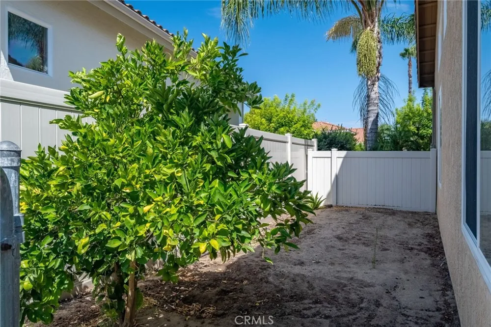 32195 Caminito Osuna Temecula, CA 92592