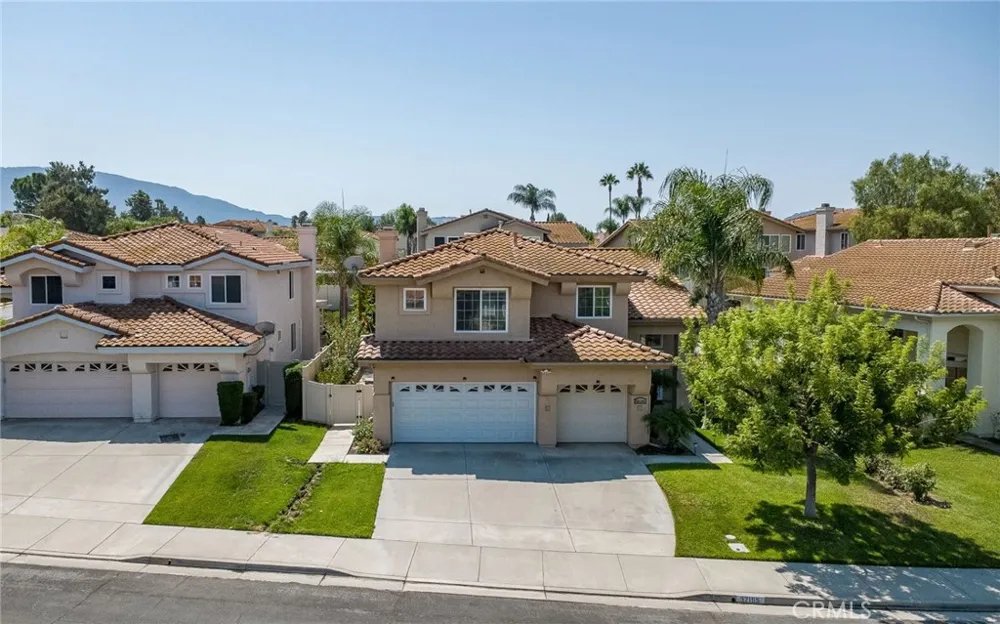 32195 Caminito Osuna Temecula, CA 92592