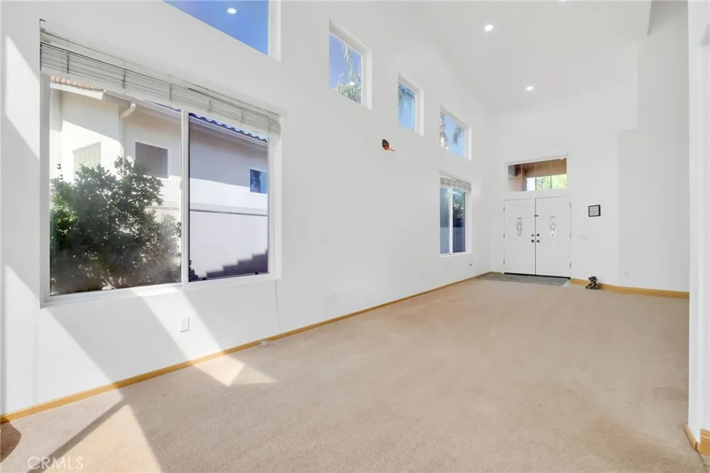 32195 Caminito Osuna Temecula, CA 92592