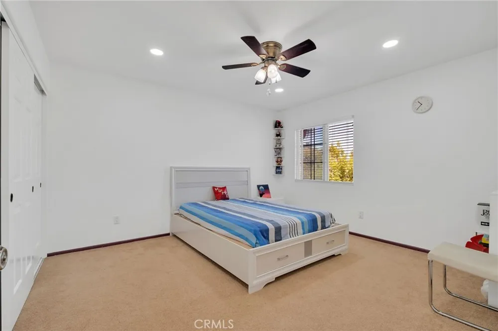 32195 Caminito Osuna Temecula, CA 92592