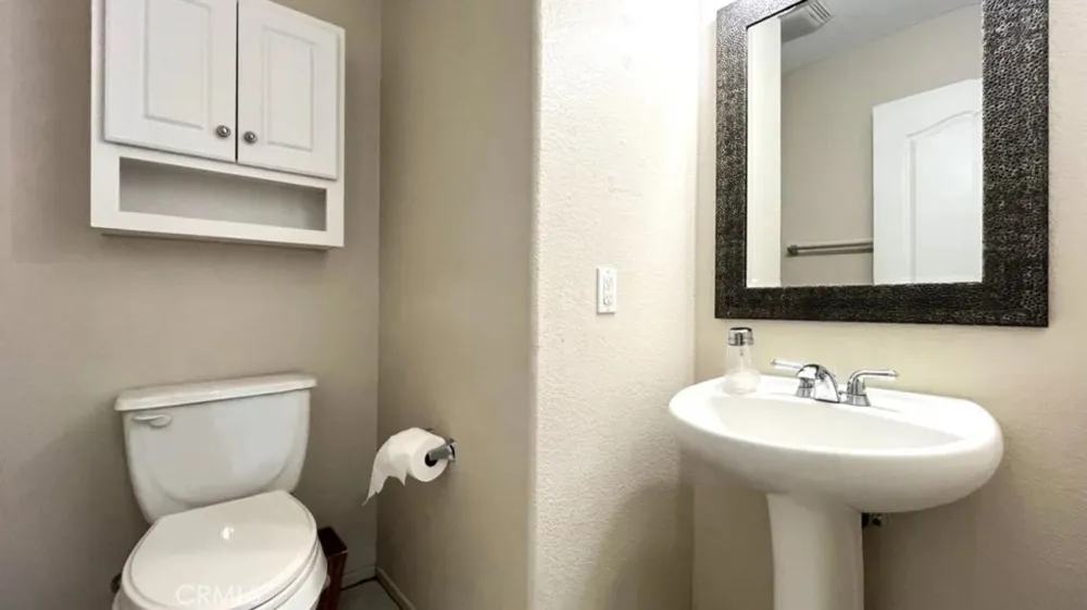 19059 Weathervane Pl. Riverside, CA 92508