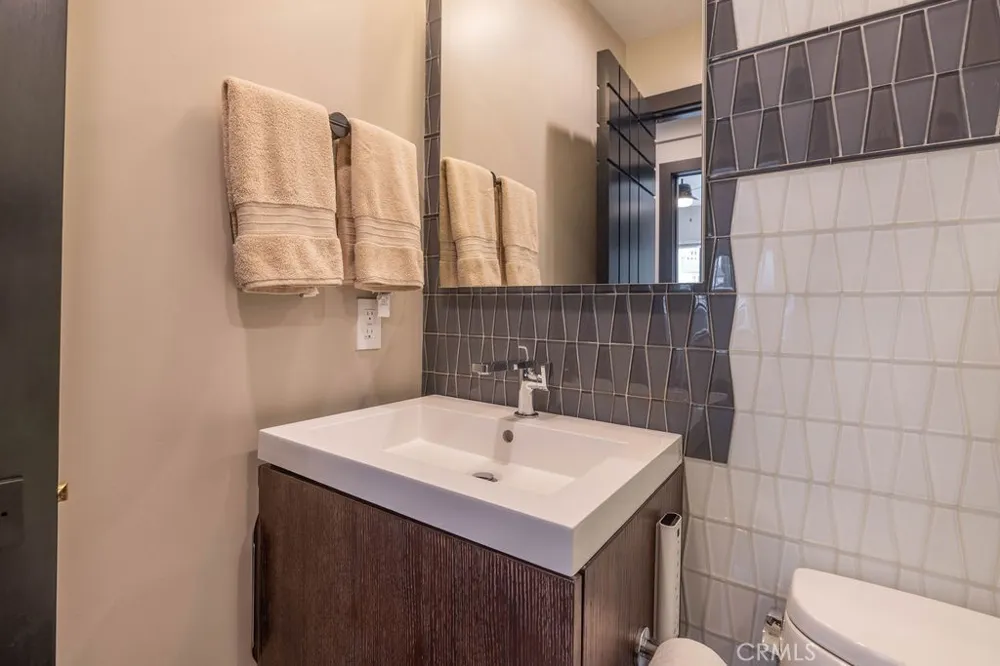 43000 Clover Drive #25 Big Bear Lake, CA 92315