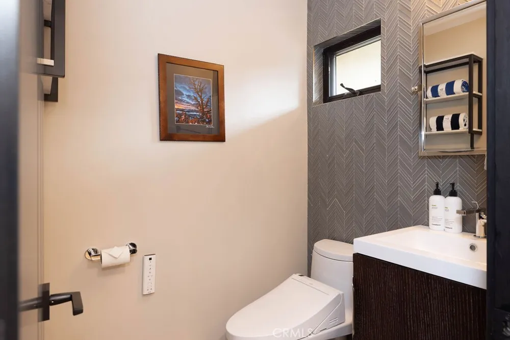 43000 Clover Drive #25 Big Bear Lake, CA 92315