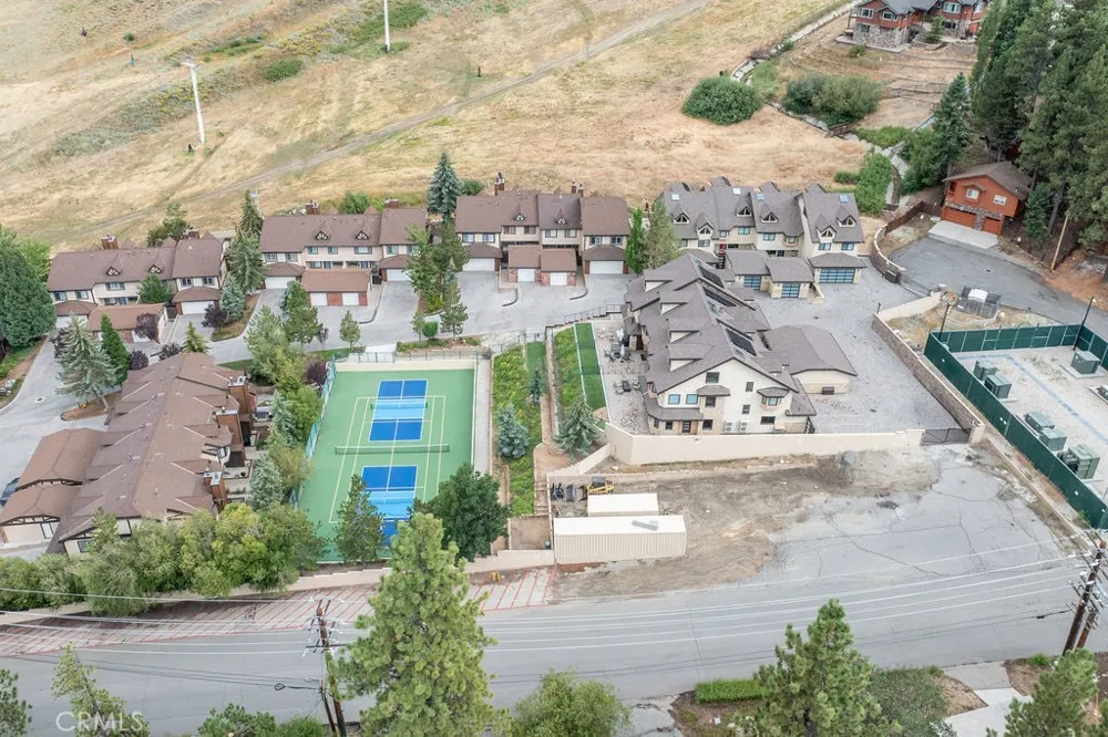 43000 Clover Drive #25 Big Bear Lake, CA 92315